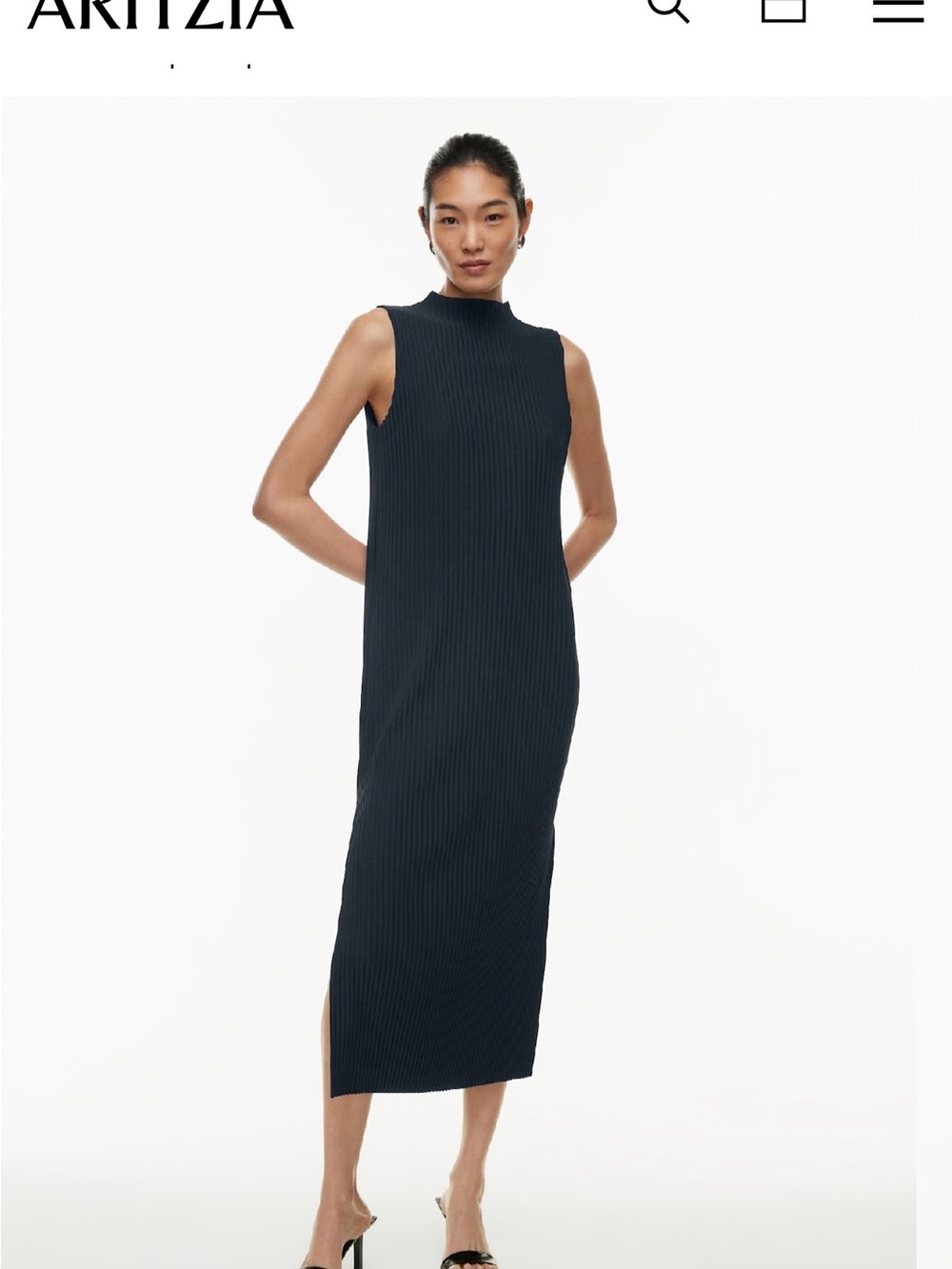 Aritzia Optimize Dress
Mockneck plisse pleated maxi dress in navy